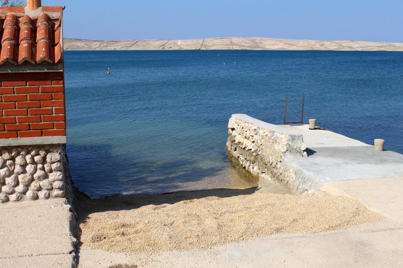 Apartments By The Sea Kustici, Pag - 6335 Zubovici Exterior photo