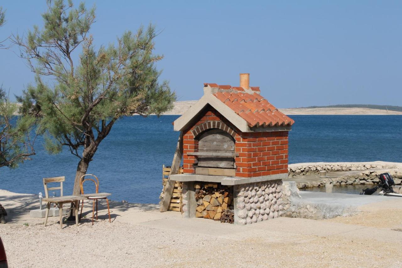 Apartments By The Sea Kustici, Pag - 6335 Zubovici Exterior photo